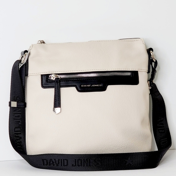 David Jones Women's Leather Cream Messenger Crossbody Bag - Picture 3 of 7